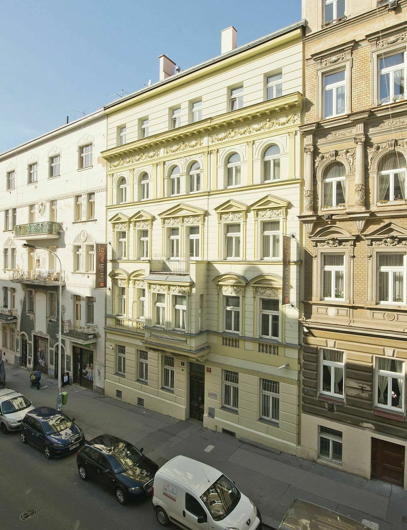 Downtown Suites Kodanska Прага Экстерьер фото